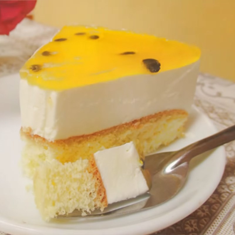 Bánh Bông lan Mousse chanh dây